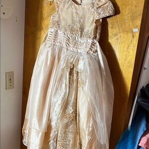 Elegant Cream Lace Dress